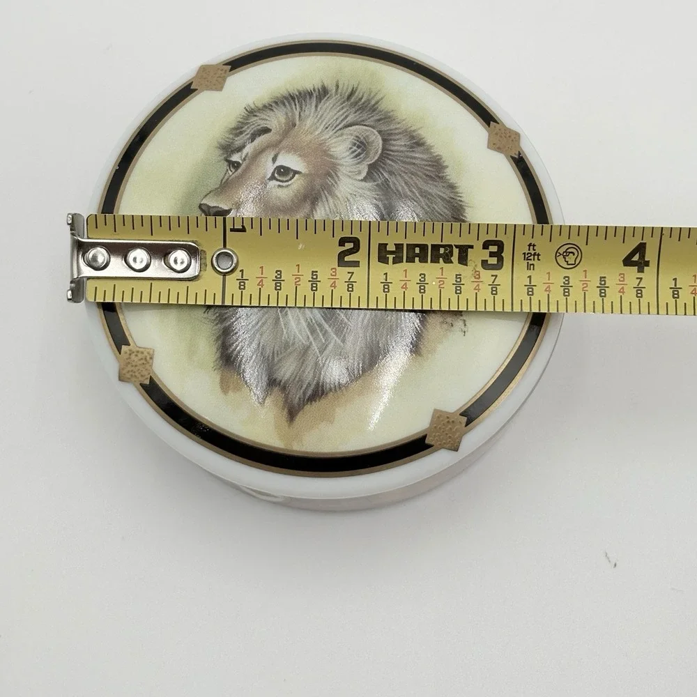 Lynn Chase African Portraits Lion Trinket Box Porcelain 1995 Safari Vintage